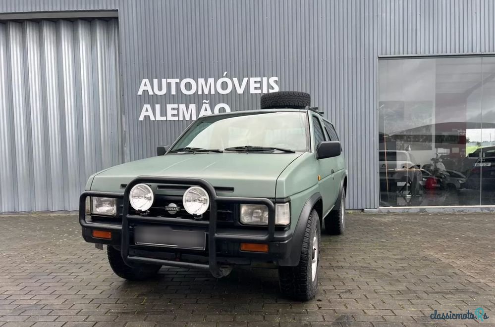 1990' Nissan Terrano photo #1