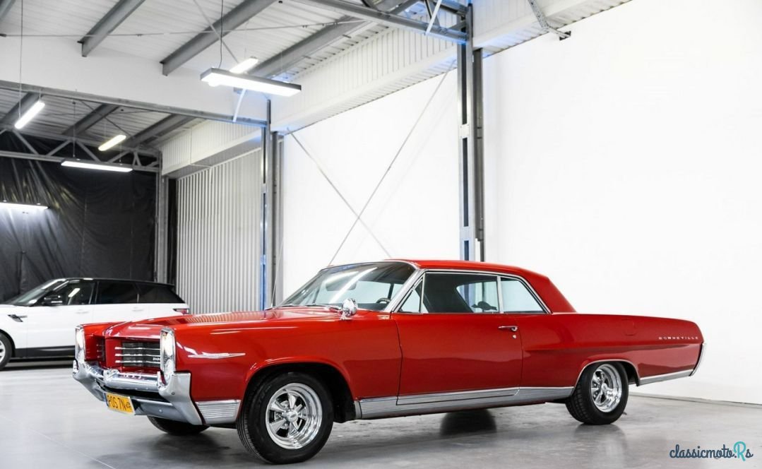 1964' Pontiac Bonneville photo #2