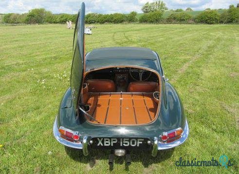 1968' Jaguar E Type photo #1