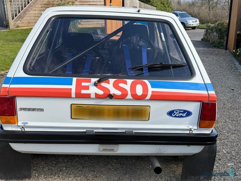 1976' Ford Fiesta photo #5
