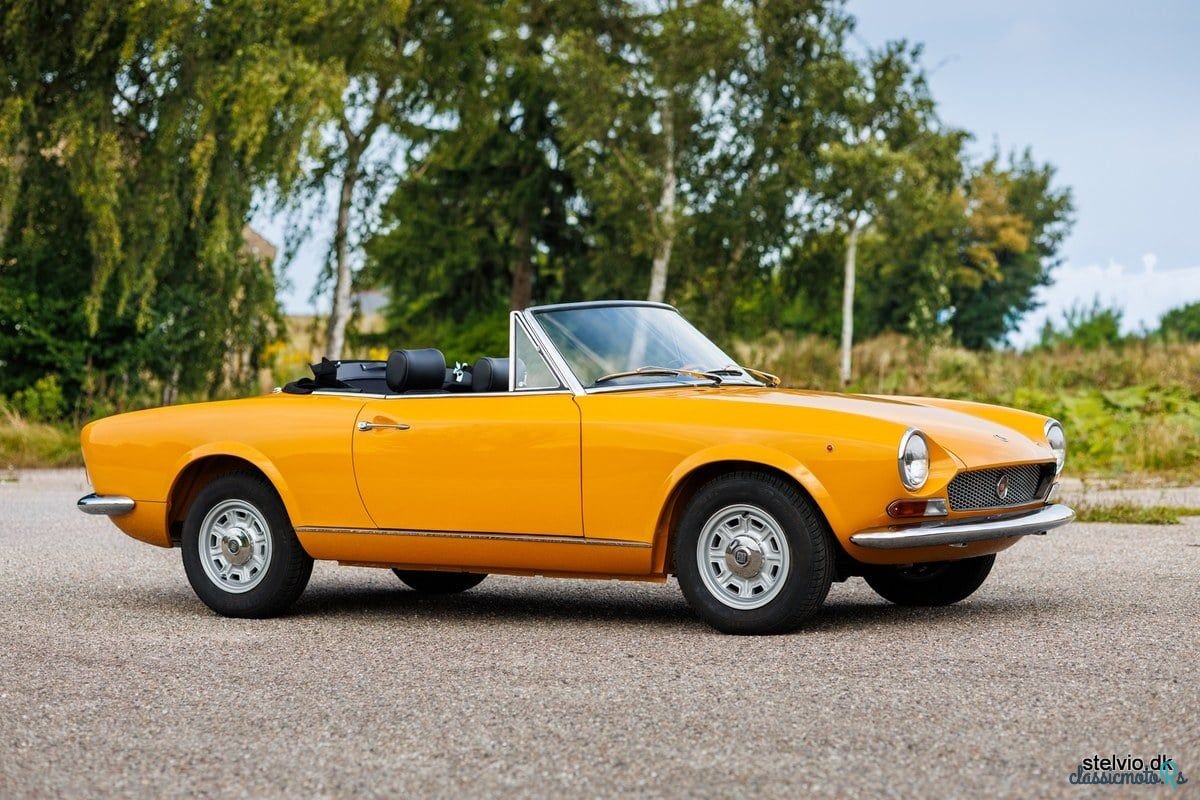 1967' Fiat 124 Spider photo #5