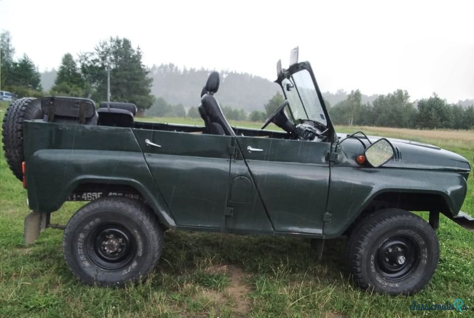 1975' UAZ 469 B photo #3