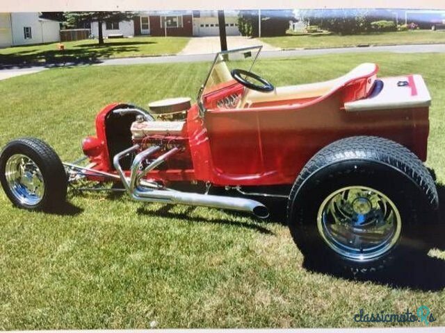 1923' Ford photo #3