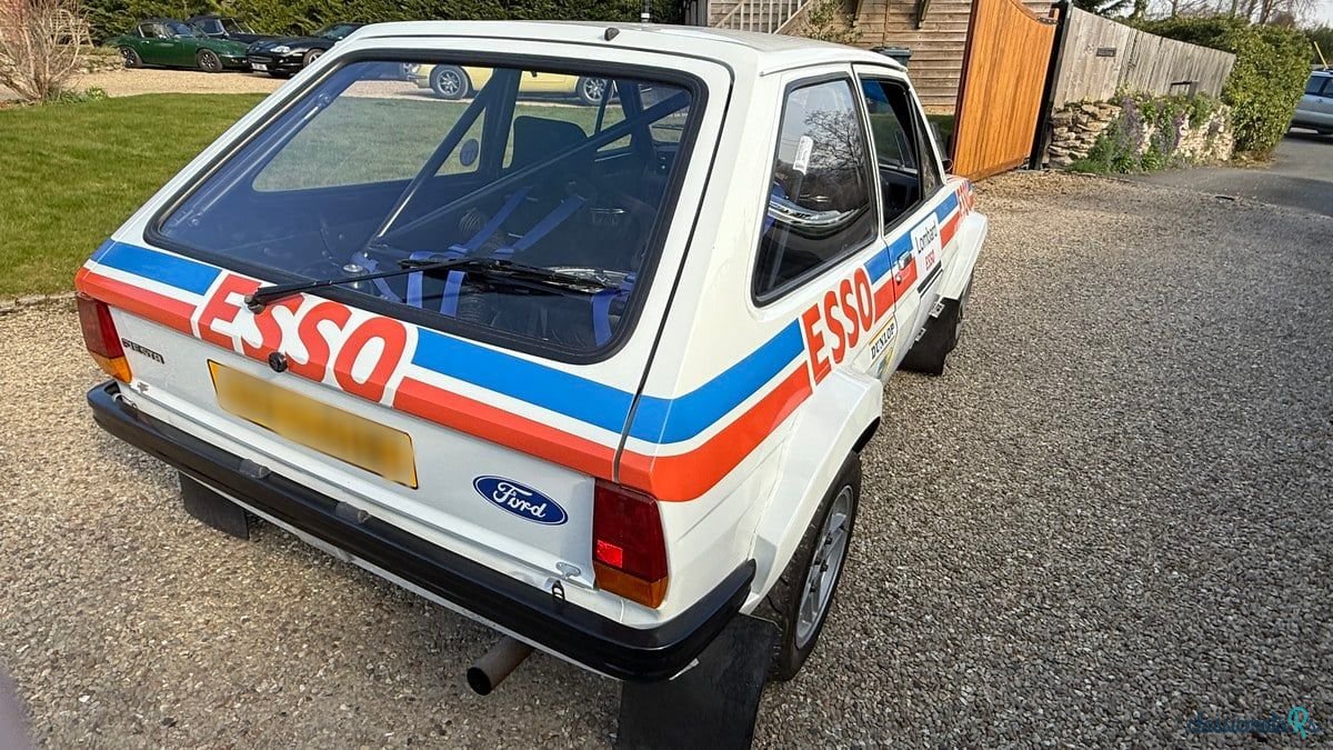 1976' Ford Fiesta photo #4