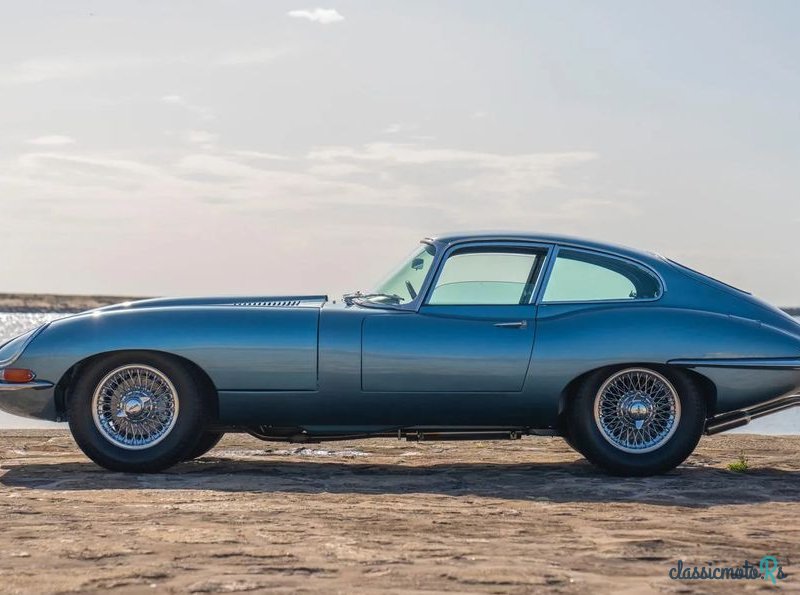 1965' Jaguar E-Type photo #1