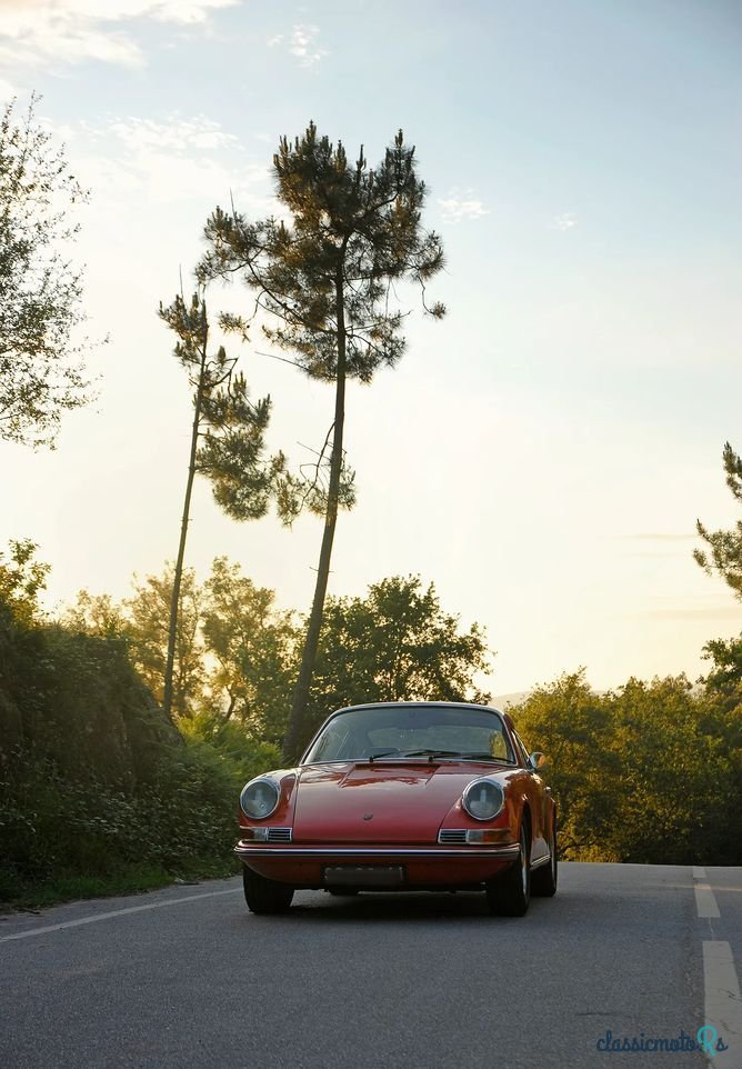 1970' Porsche 911 photo #2