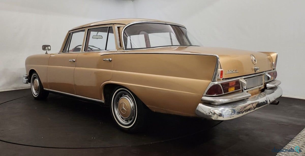 1964' Mercedes-Benz 220 photo #3