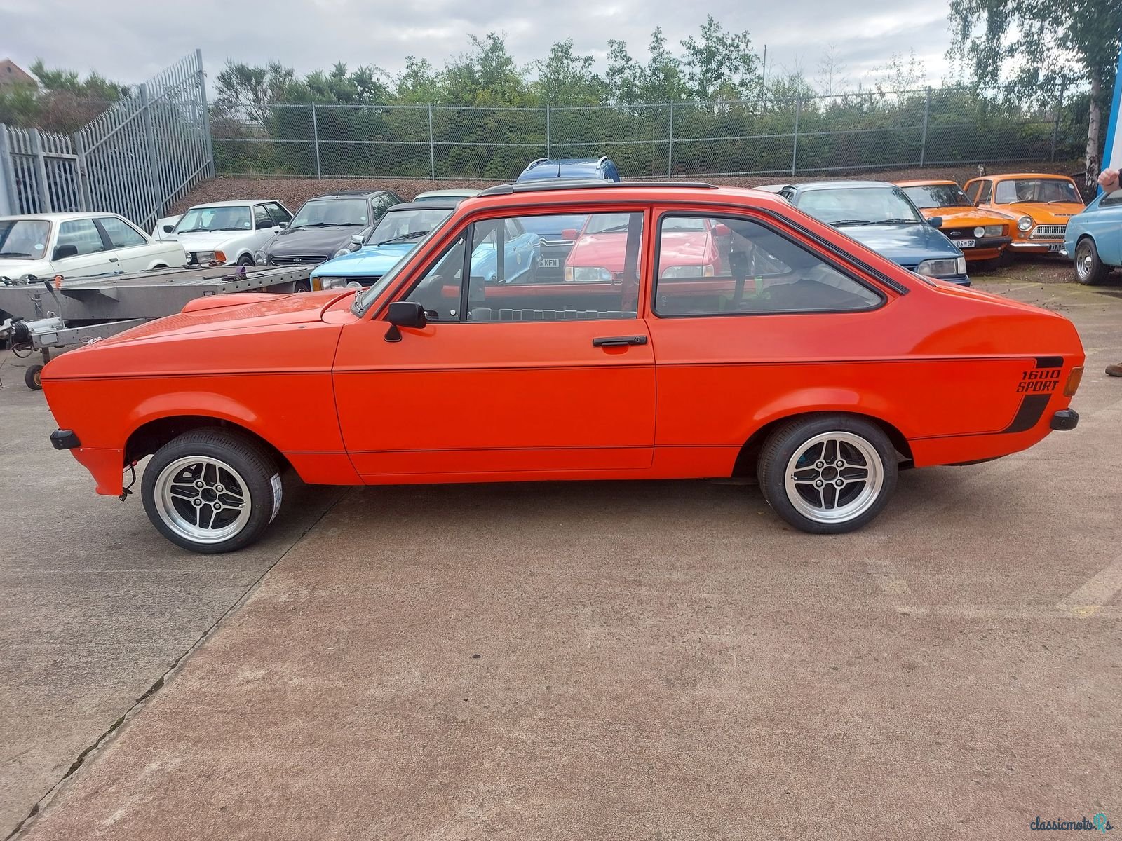 1980' Ford Escort 1600 Sport photo #1