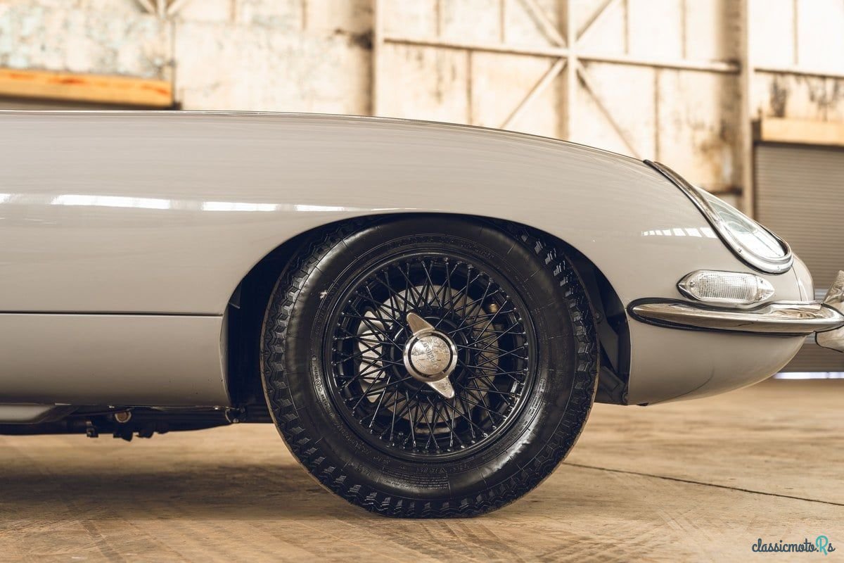 1963' Jaguar E-Type photo #6