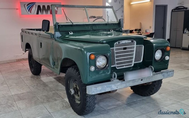 1977' Land Rover Serie III photo #1