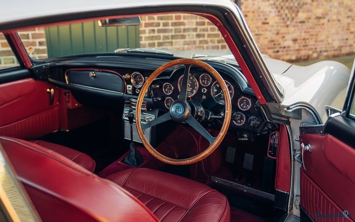 1964' Aston Martin DB5 photo #4