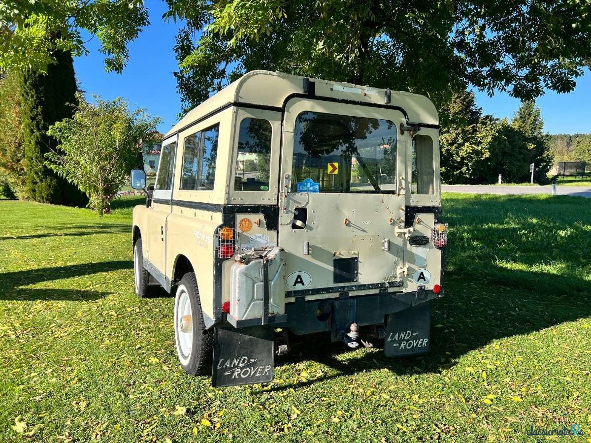 1980' Land Rover Series III photo #5