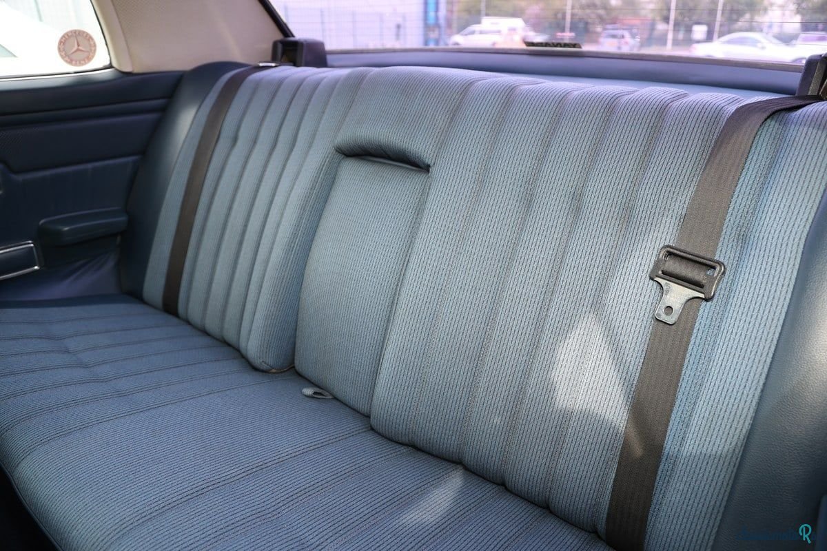 1974' Mercedes-Benz C Class photo #6