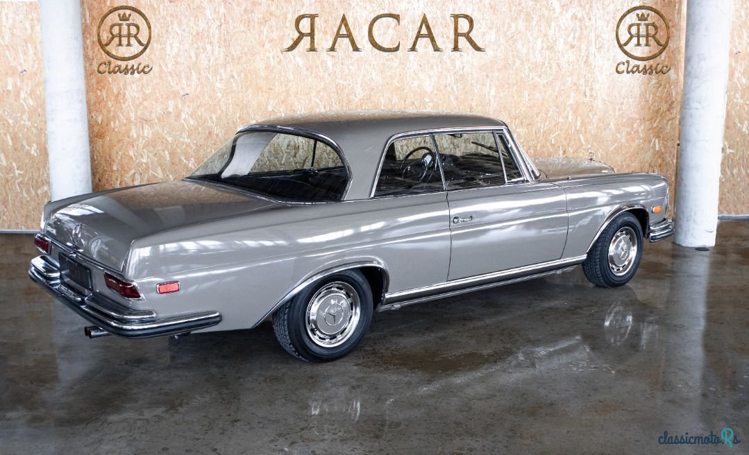 1968' Mercedes-Benz 280 photo #6