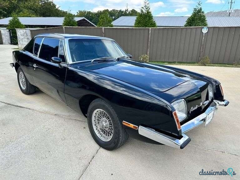 1982' Avanti II photo #1