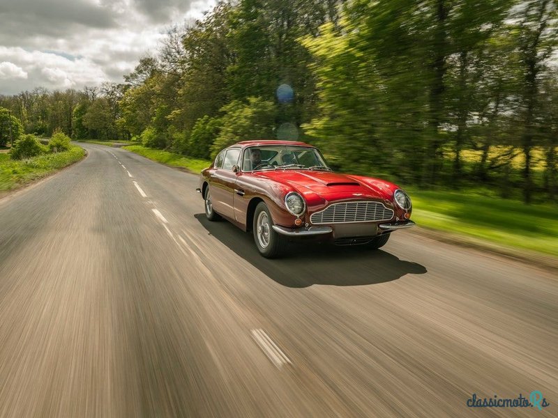 1967' Aston Martin DB6 photo #1