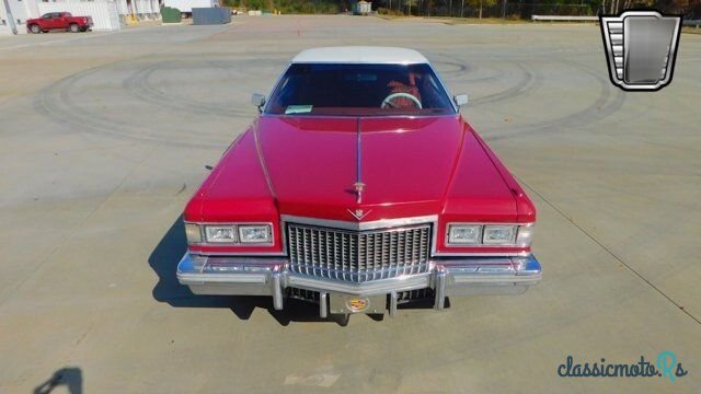 1975' Cadillac De Ville photo #2