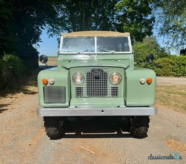 1965' Land Rover Series 2A photo #2