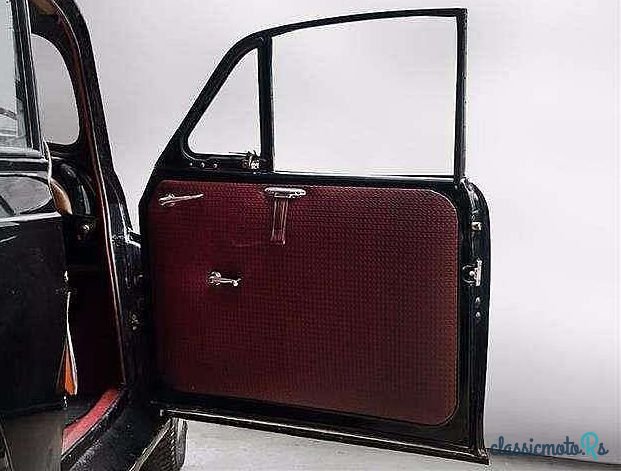 1954' Morris Minor photo #4