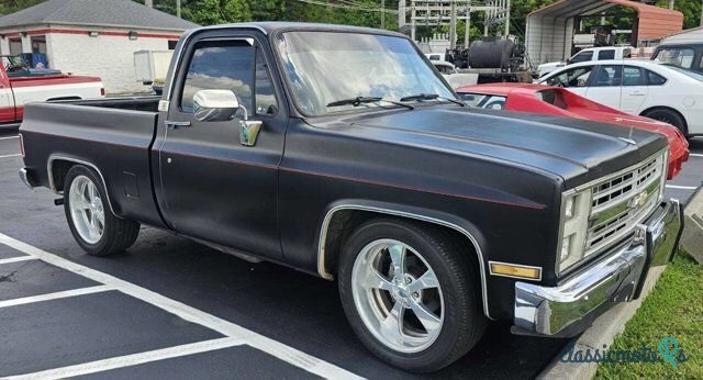 1987' Chevrolet C/K Truck photo #2