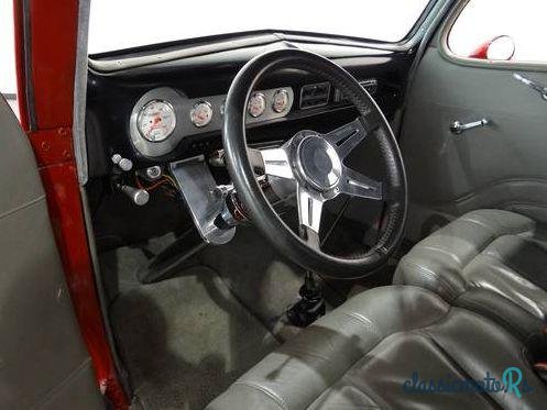1937' Ford Coupe photo #4