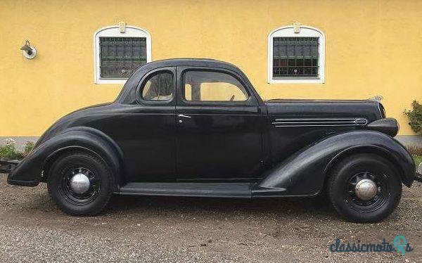 1936' Chrysler Plymouth photo #1