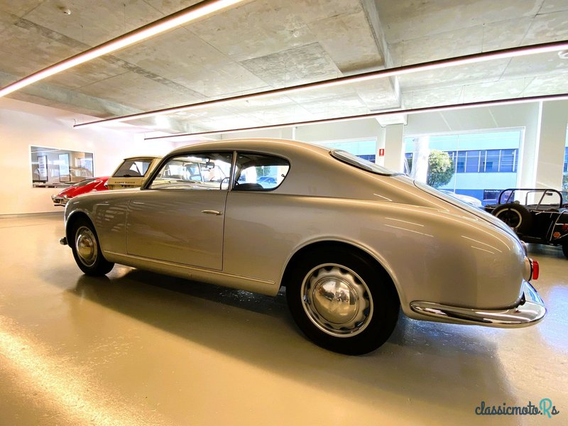 1953' Lancia Aurelia photo #4