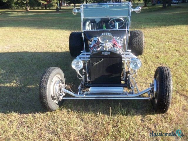 1923' Ford photo #6
