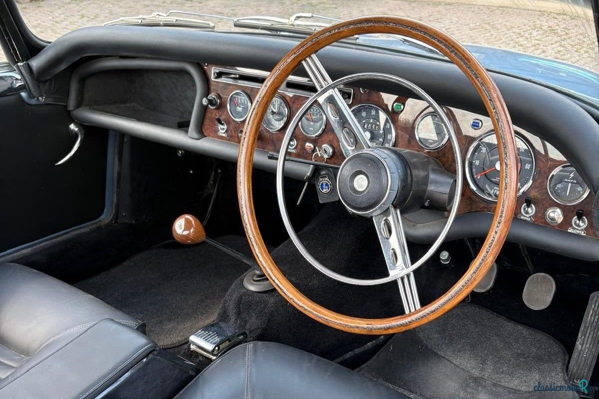 1967' Sunbeam Alpine photo #2