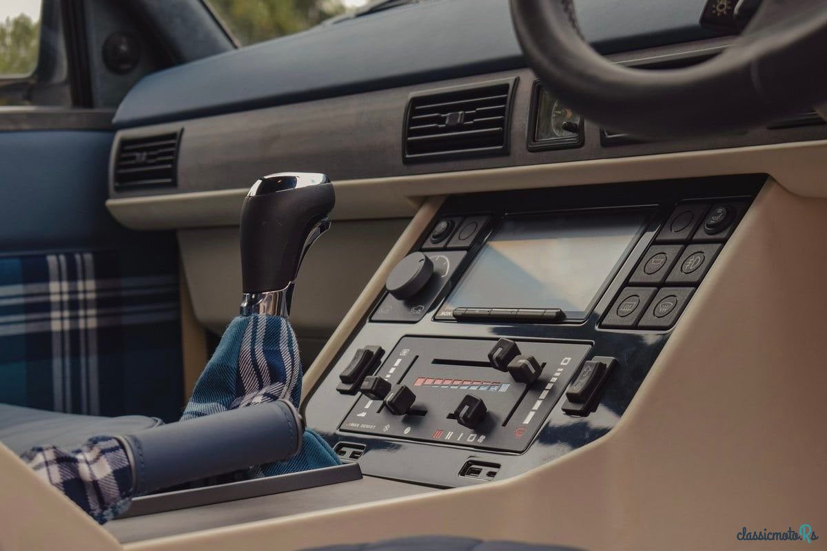 1990' Land Rover Range Rover photo #2