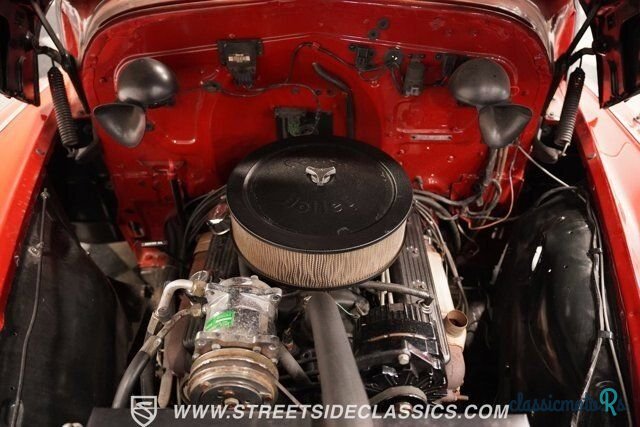 1948' Pontiac Streamliner photo #3