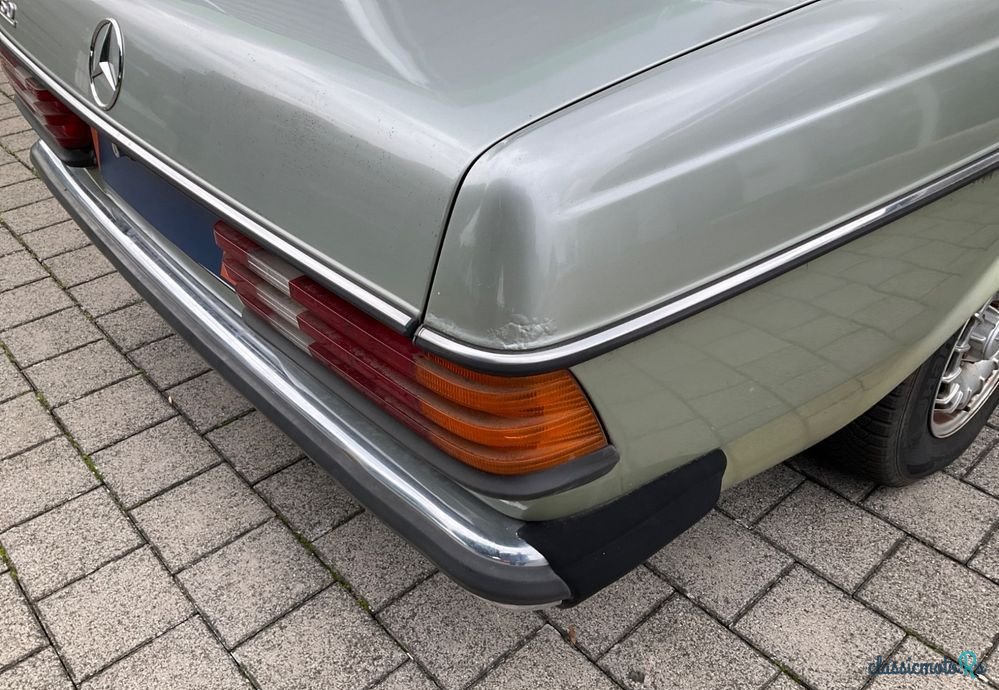 1976' Mercedes-Benz W123 photo #6