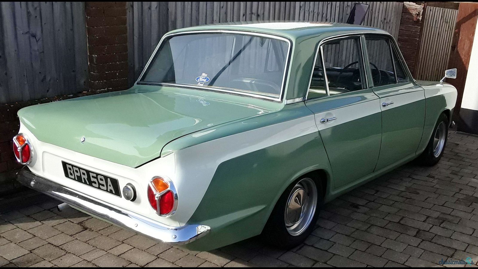 1963' Ford Cortina photo #4
