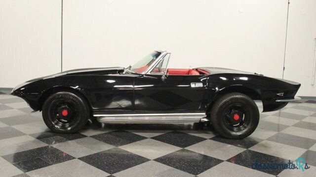 1967' Chevrolet Corvette photo #1