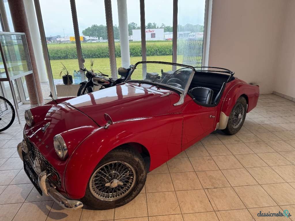 1962' Triumph TR3B photo #3