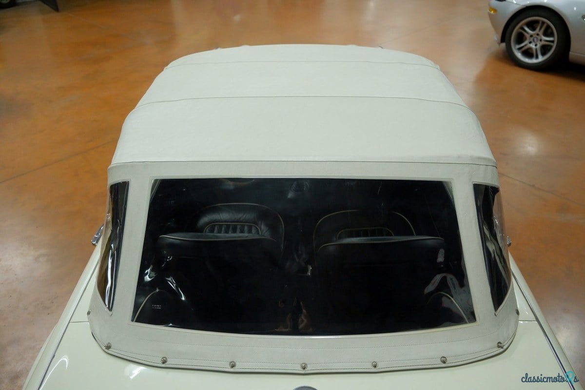 1966' Triumph TR4 photo #6