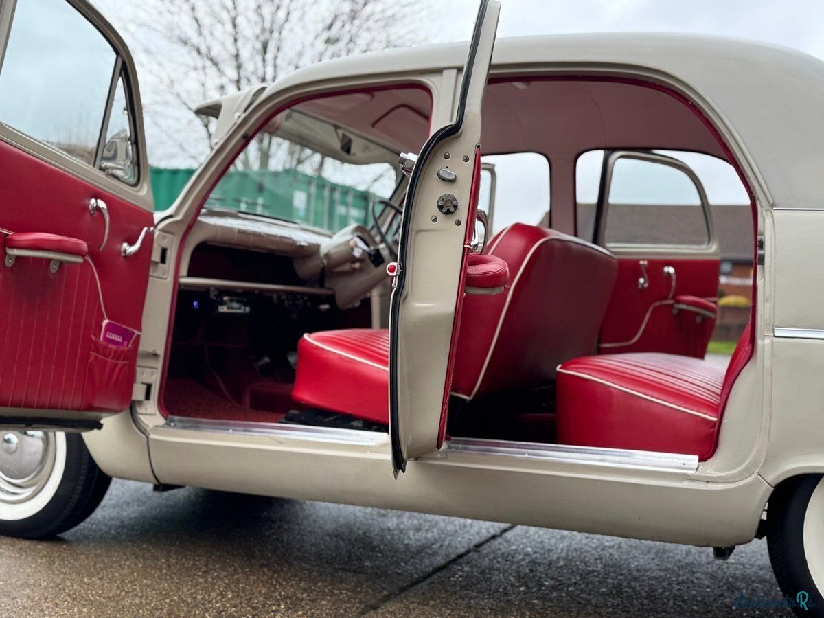 1956' Ford Consul photo #3