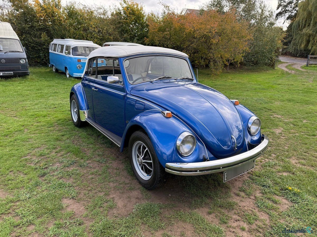1970' Volkswagen Beetle photo #3