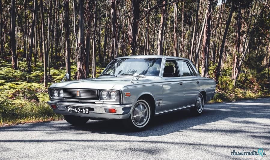 1970' Toyota Crown photo #1