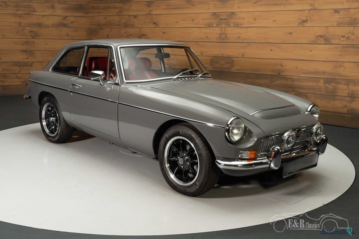 1975' MG MGB photo #4