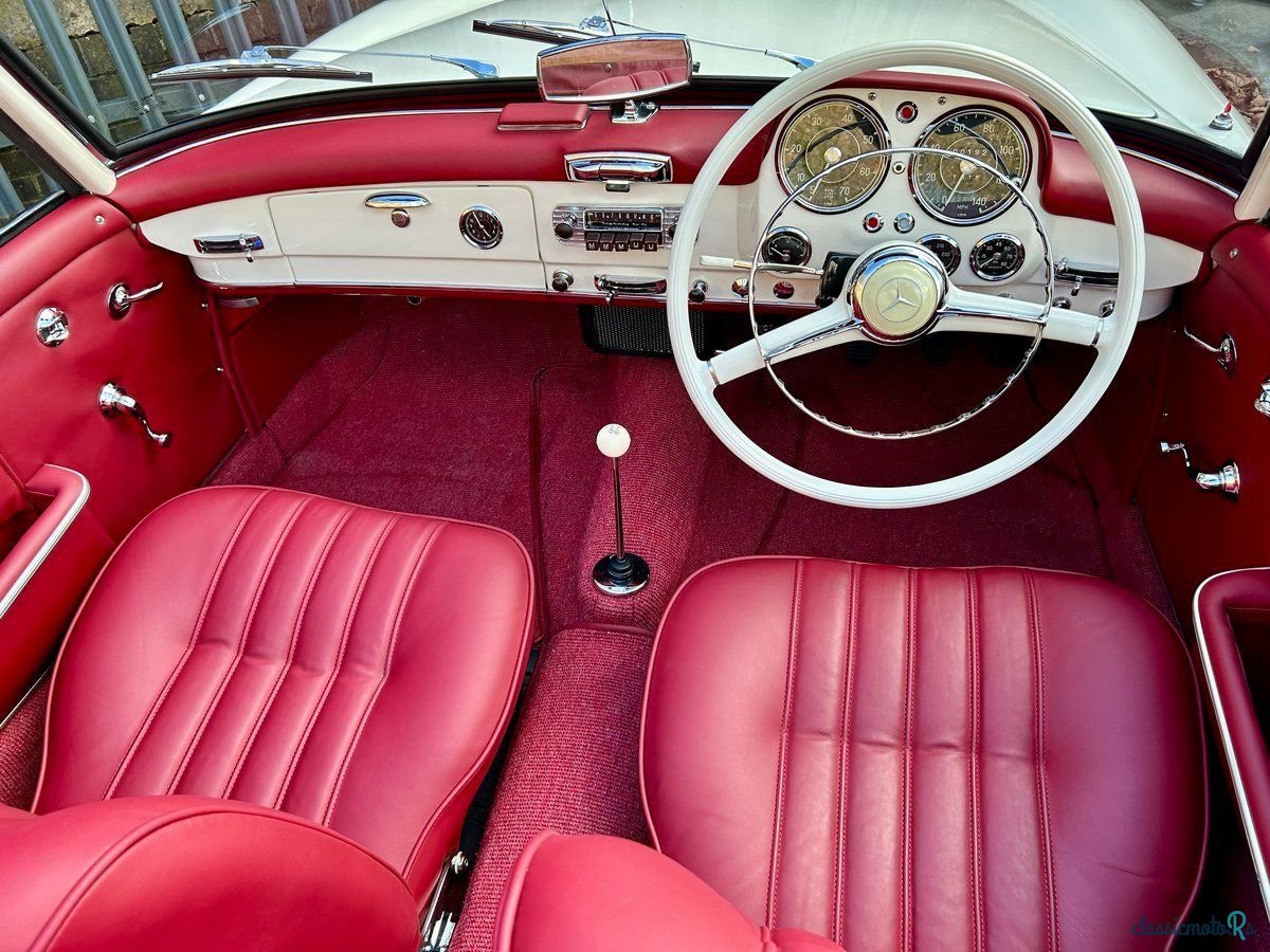 1961' Mercedes-Benz Sl Class photo #2