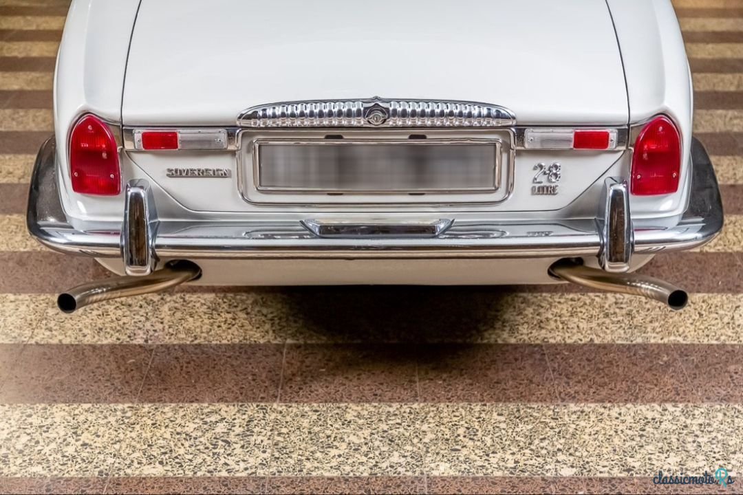 1970' Jaguar Daimler photo #4