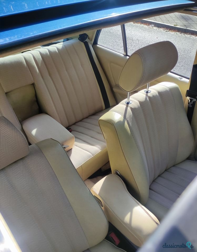 1977' Mercedes-Benz W123 photo #6