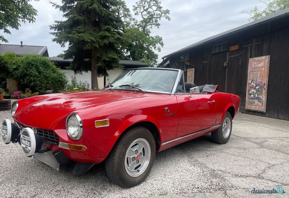 1978' Fiat 124 Spider photo #2