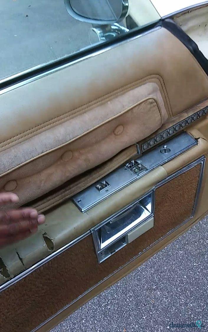 1976' Oldsmobile Ninety-Eight photo #3