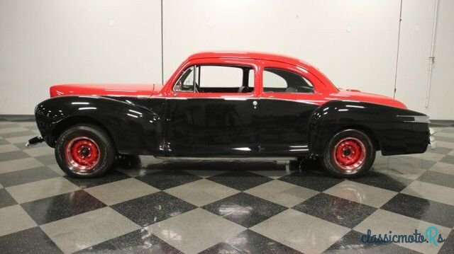 1940' Lincoln Zephyr photo #1