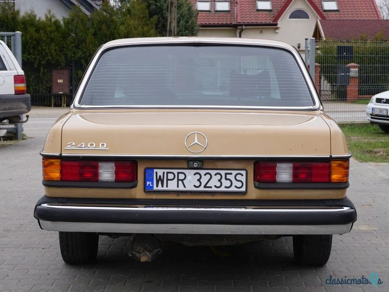 1978' Mercedes-Benz W123 photo #4