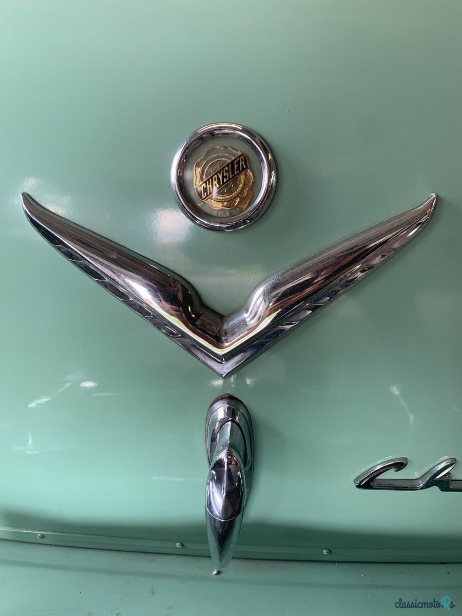 1952' Chrysler New Yorker photo #6