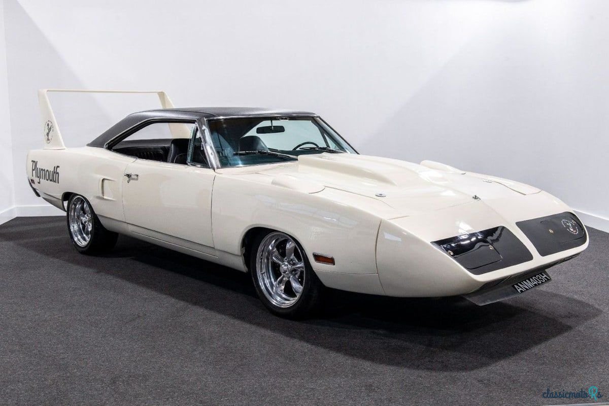 1970' Plymouth Barracuda photo #2