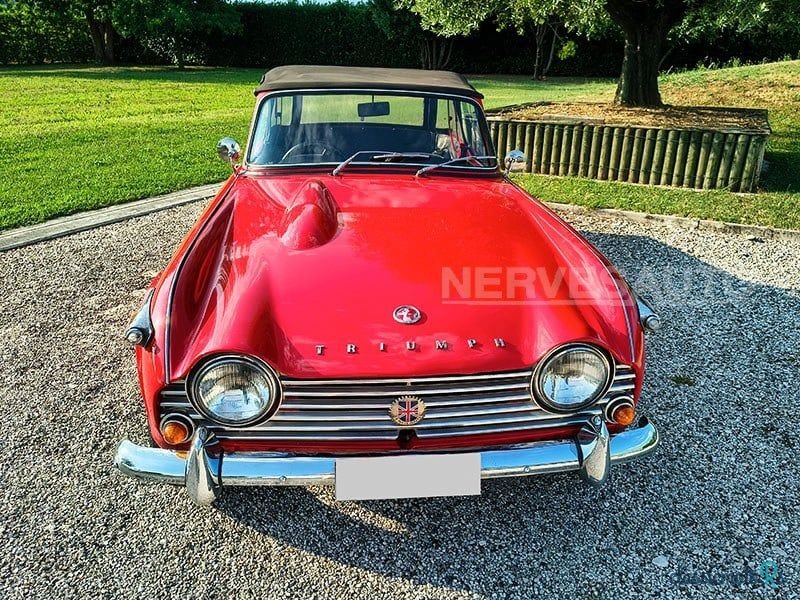 1966' Triumph TR4 photo #3